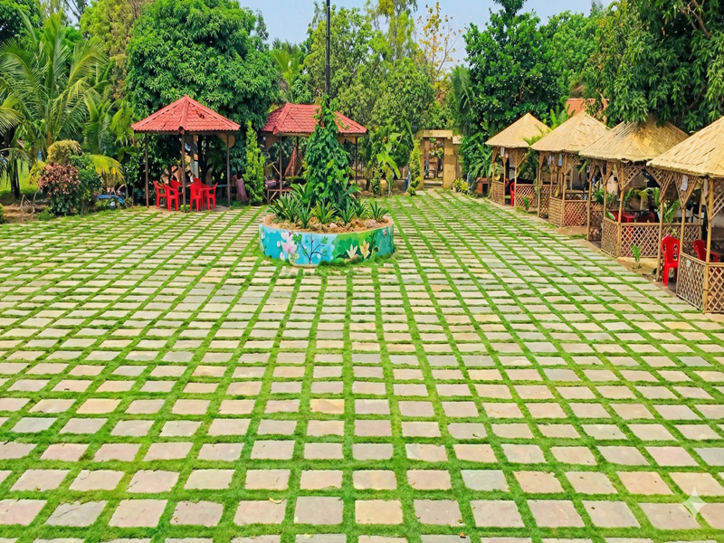 Best Agro Resort in Shirdi offering nature stay, outdoor activities, and a peaceful family-friendly environment
