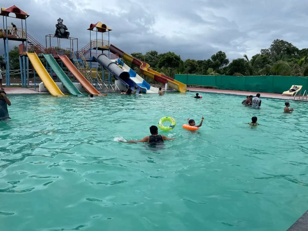 Visitors enjoying farm stay experience at the Best Agro Resort in Shirdi